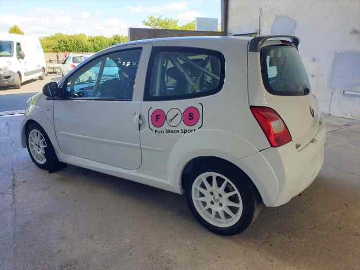 LOCATION - RENAULT TWINGO RX - Coupe de France Féminine FFSA 2