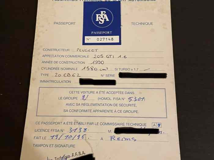 Passeport technique Peugeot 205 GTI