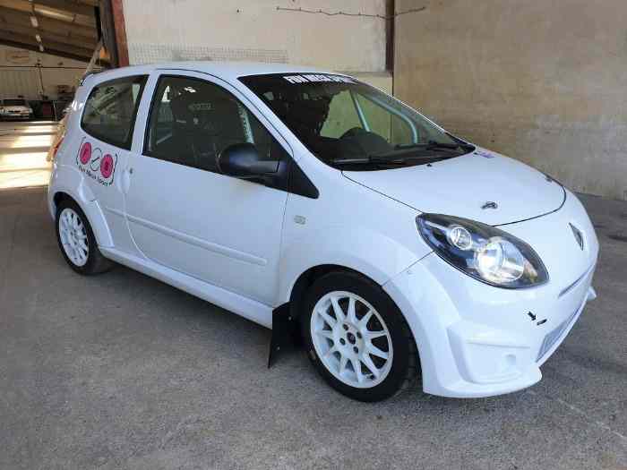 LOCATION - RENAULT TWINGO RX - Coupe de France Féminine FFSA 1