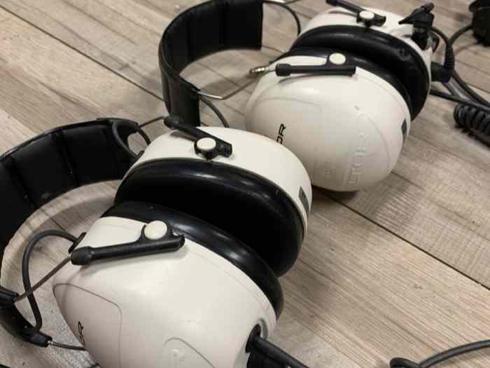 Inercom Peltor FMT111 + 2 casques PELTOR IDEAL VHC 0