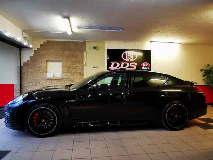 PORSCHE PANAMERA GTS FULL OPTIONS 2