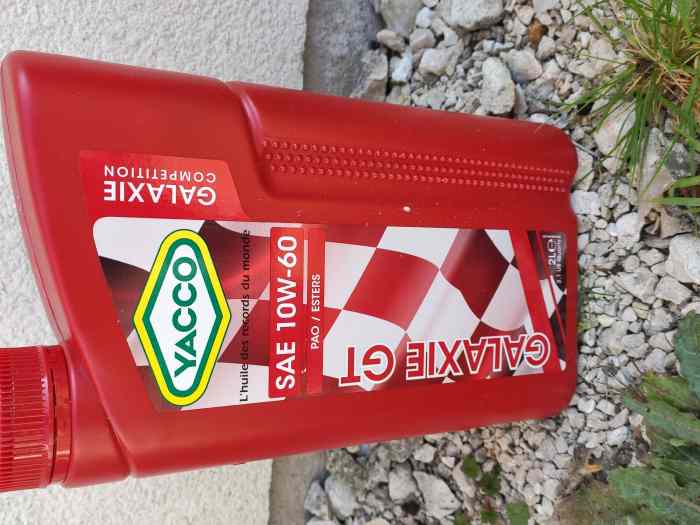 Huile moteur Yacco 10w60 neuve