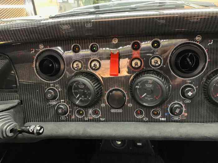 DONKERVOORT GTO 40 3