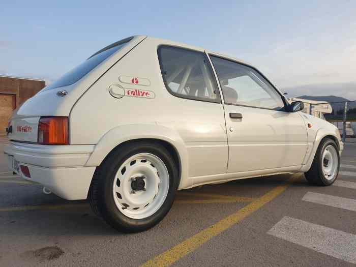 205 rallye 0