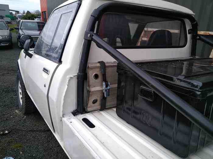 504 Pick up Rallye Raid Historique 4