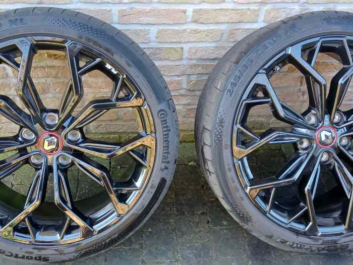Megane 4 RS jantes Interlagos 2