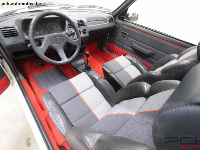 PEUGEOT 205 GTi 1.9 + Toit Ouvrant - 51600Kms - 1988 2