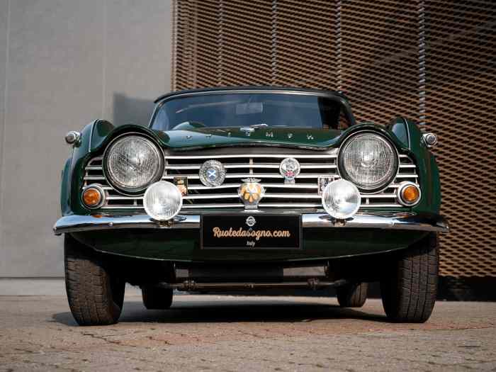 TRIUMPH TR4 A - 1965 1