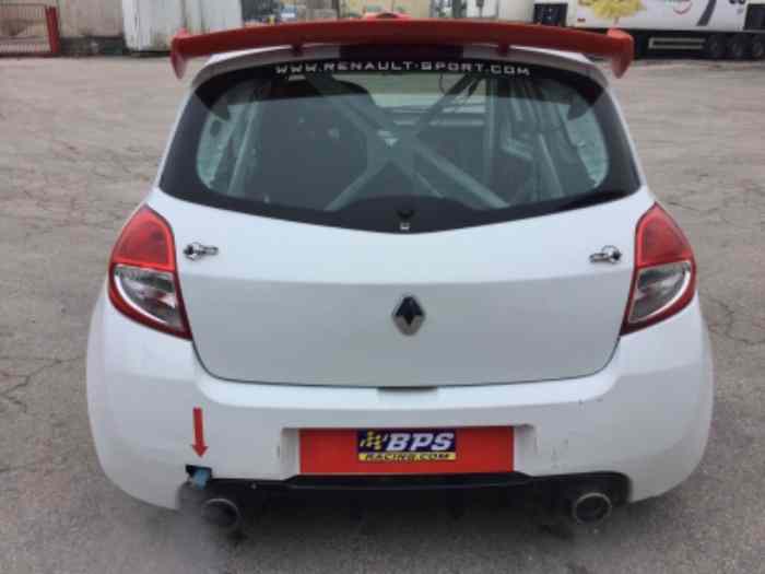 Clio 3 cup x85 – photo 5 sur 6
