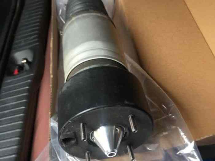 Suspension amortisseur avant neuf Jaguar xJ8 sovereing 2006 1