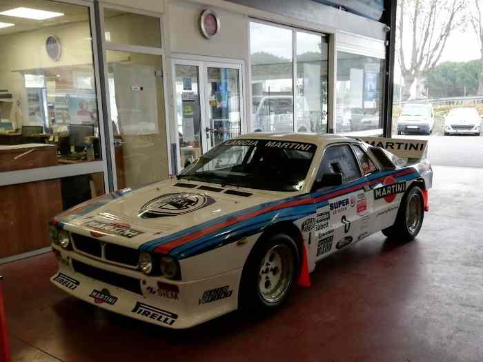 LANCIA 037 RALLY + PASSEPORT FIA 0