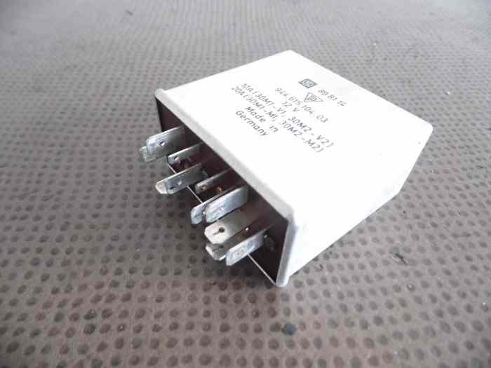 RELAIS 94461510403 MOTOVENTILATEUR PORSCHE 944 pièces et voitures de