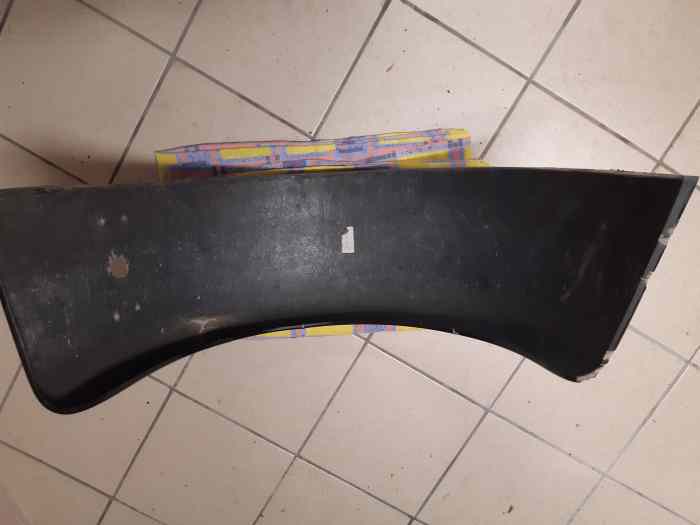 Une paire d ailes arrieres CATERHAM SUPER SEVEN 2019 2