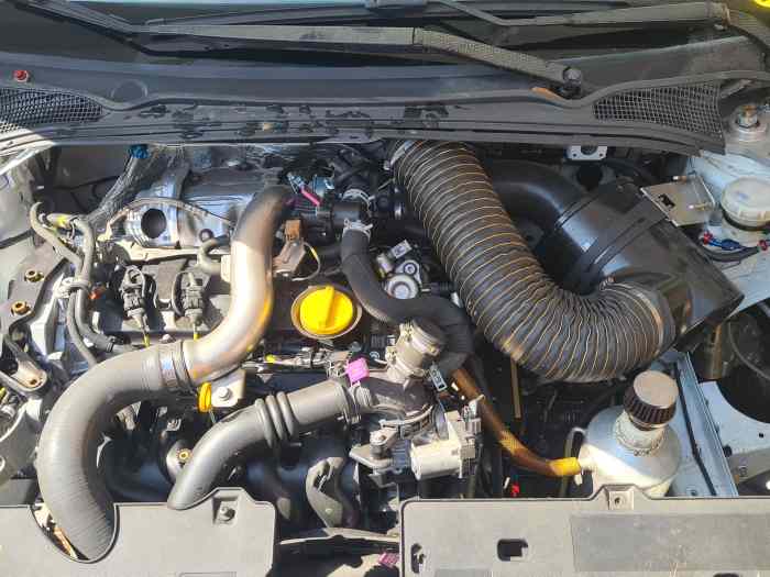 Renault clio 4 cup – photo 6 sur 6
