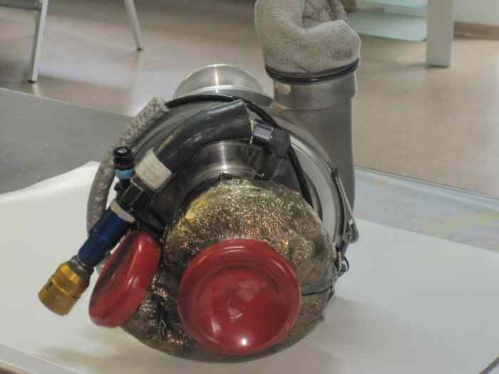 Garrett Racing turbocharger with restrictor for 400 hp 2