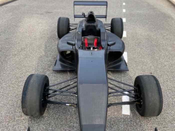 MONOPLACE TATUUS F4 1