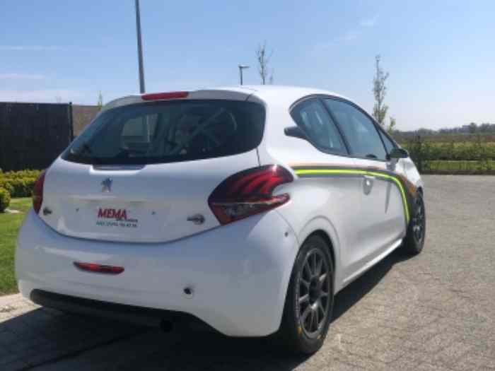 Peugeot 208 R2 EVO Comme neuf!! – photo 4 sur 6
