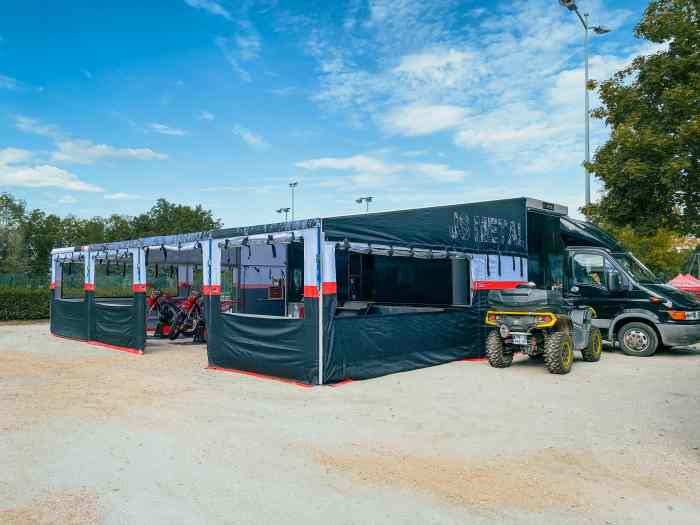 Semi VL remorque ?�quip?� 4m motorhome / 4m atelier - pi?�ces et voitures de course ?� vendre, de 