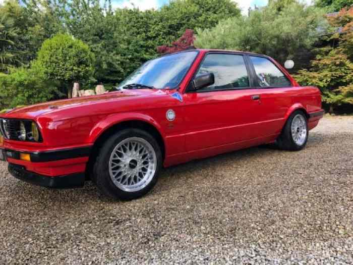 BMW E30 320I avec moteur neuf 325i 2