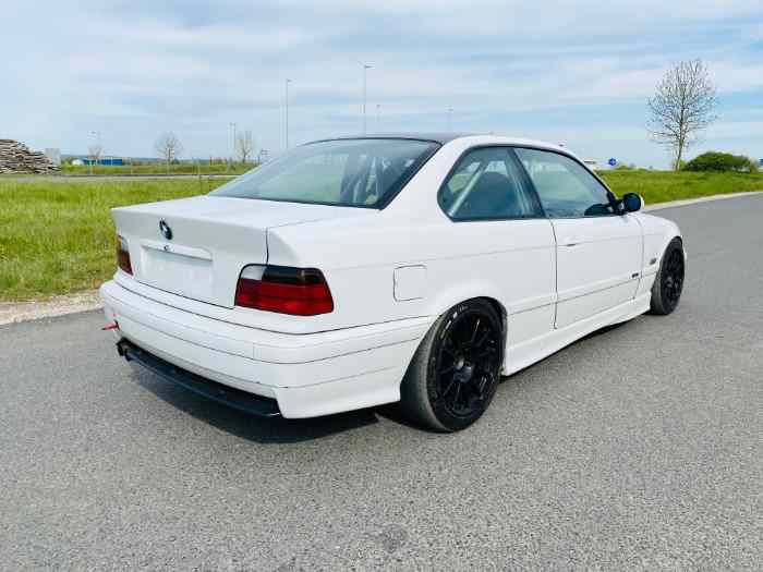 BMW M3 E36 COUPE 3.2L 321CH GROUPE N 3