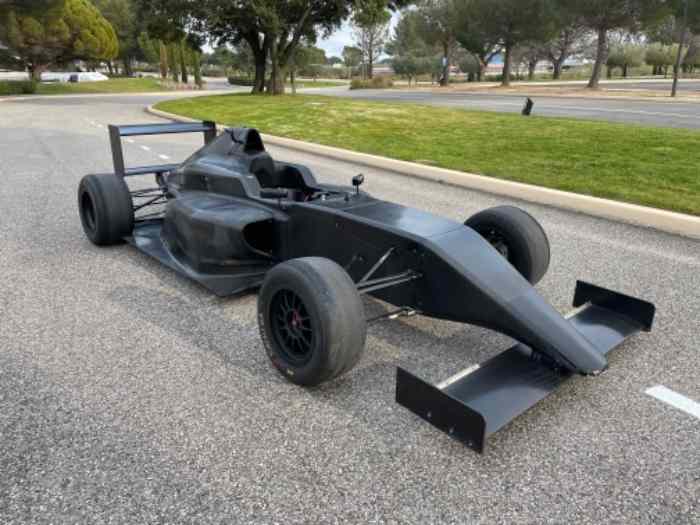 MONOPLACE TATUUS F4 0