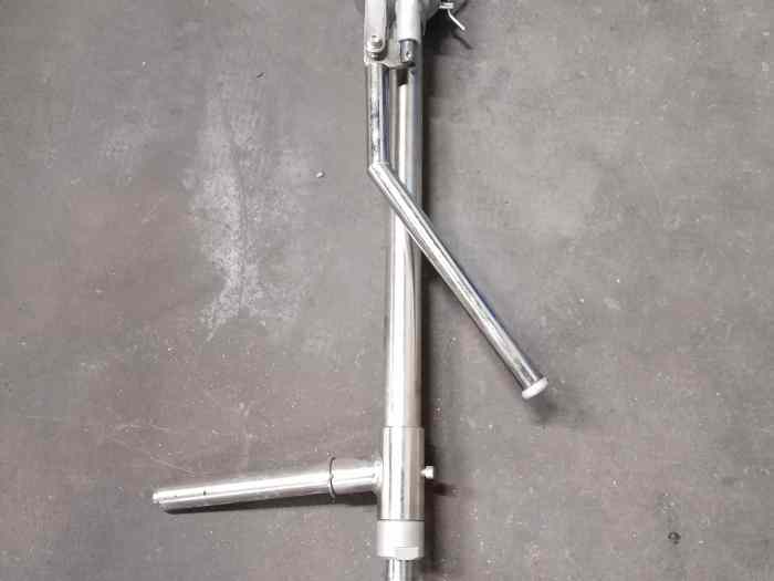 Cric hydraulique