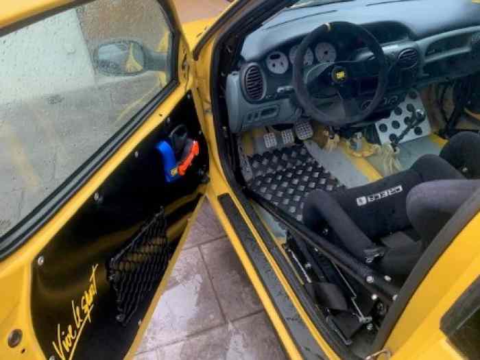 Renault Mégane 2.0 16V F7R préparation VHRS montée historique 4