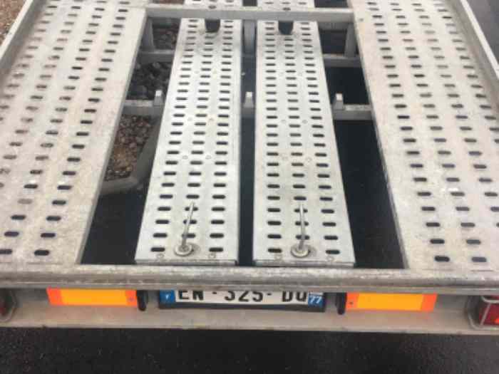 vends remorque double essieux 1