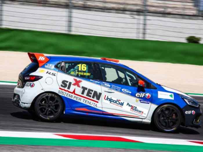 Clio Cup 4 1