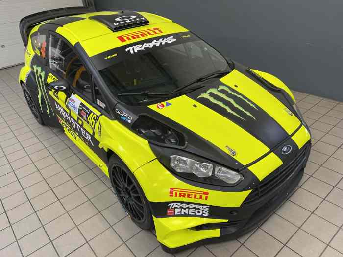 FORD FIESTA WRC EX-ROSSI CHASSI 43 0