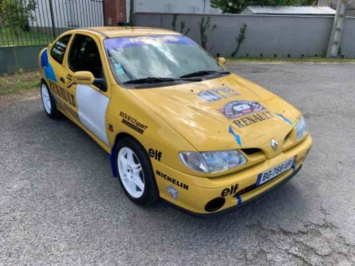 Megane 2.0 16v F7r VHRS, montée historique 5