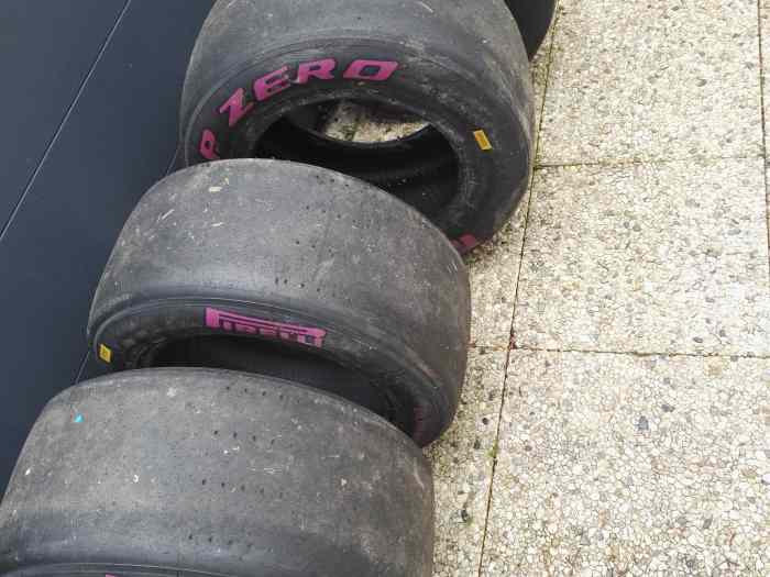 Pneu Pirelli ultra soft course de côte 1