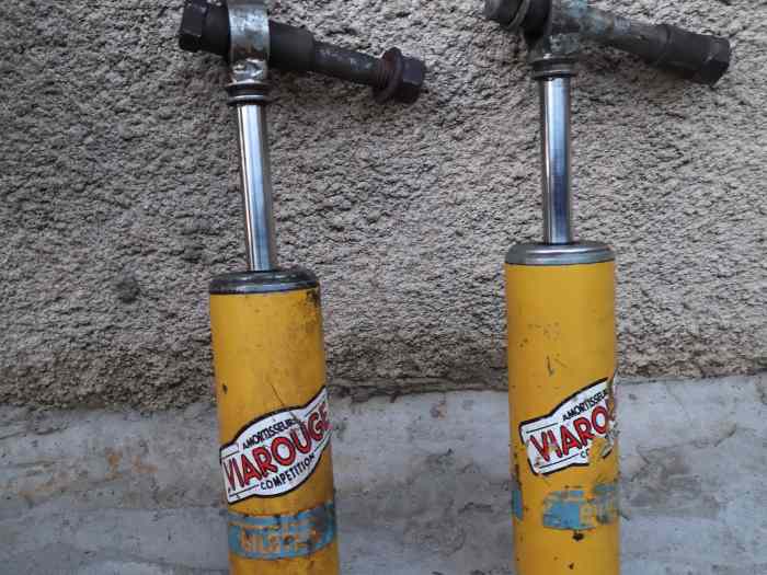 Lot de pièces: amortisseurs Bilstein B6 ressorts courts chassis 1