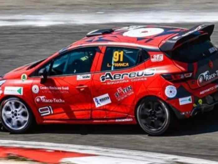 Clio Cup 4 4