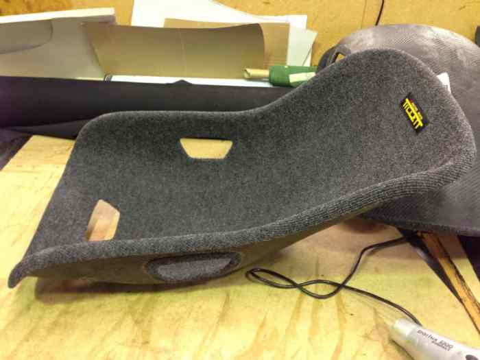 Recherche Baquet Monoplace type F1 1