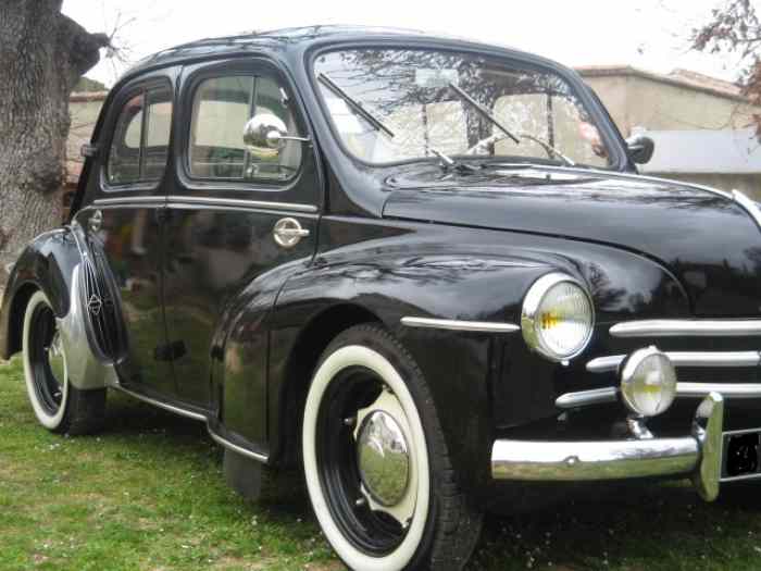 Renault 4CV 1