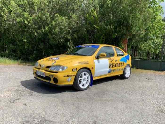 Renault Mégane 2.0 16V F7R préparation VHRS montée historique 1