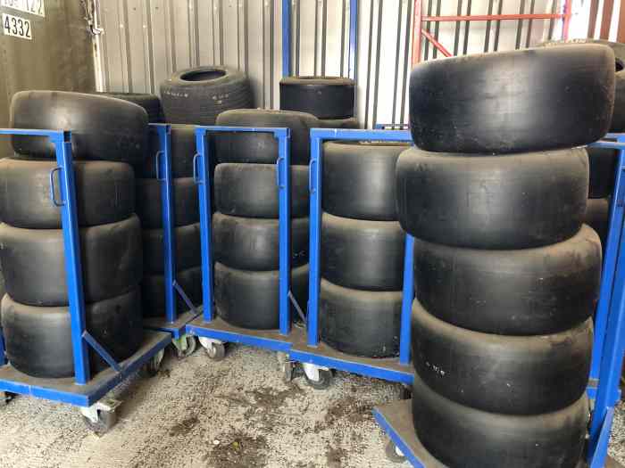 pneus F1 - pour utilisation détournée 0