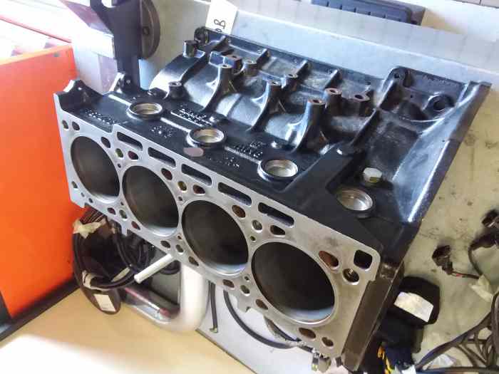 Moteur BMW M3 E 30 S14 2,5L DTM ou GR A 1