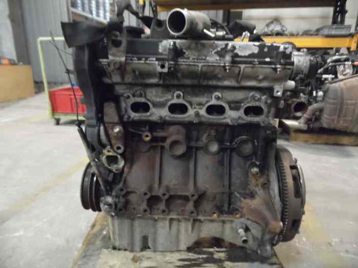 MOTEUR MAZDA 323 TURBO 4WD 1