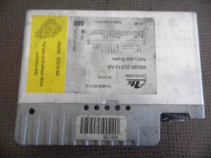 CALCULATEUR ABS V85BB2C013AB FORD SIERRA COSWORTH 4x4 1