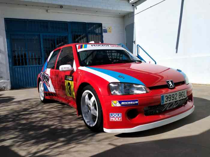 Peugeot 106 Maxi 1