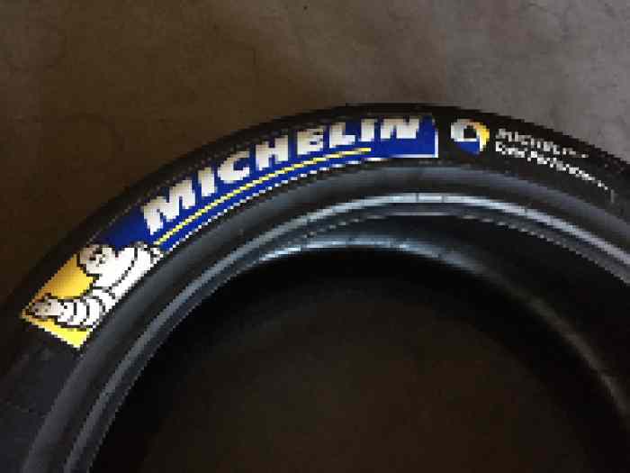 2 pneus neufs Michelin S5 en 18p 1