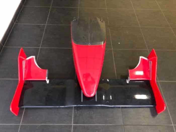 crash box complet dallara 302/304 pièces et voitures de course à