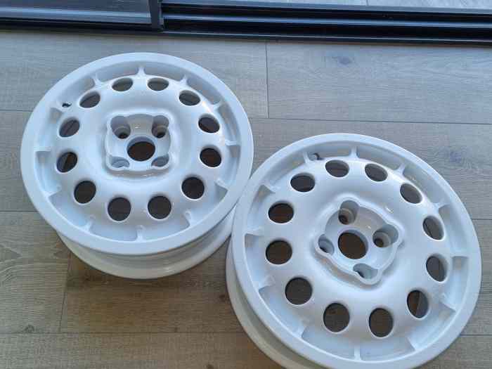 5 Peugeot 205 Turbo 16 Magnesium wheels – photo 3 sur 6