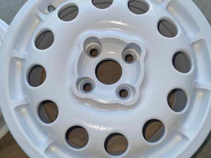 5 Peugeot 205 Turbo 16 Magnesium wheels – photo 4 sur 6