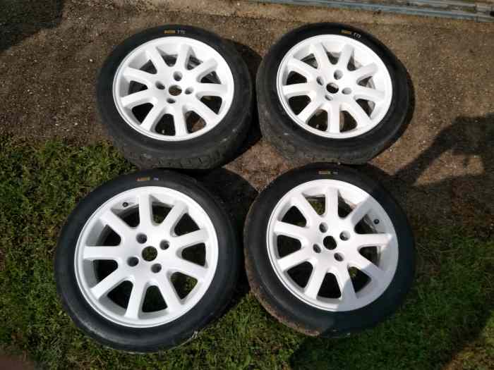 4 jantes peugeot ouragan 4x108 16 pouces + 4 hankook T 72 190x600R16 . 0