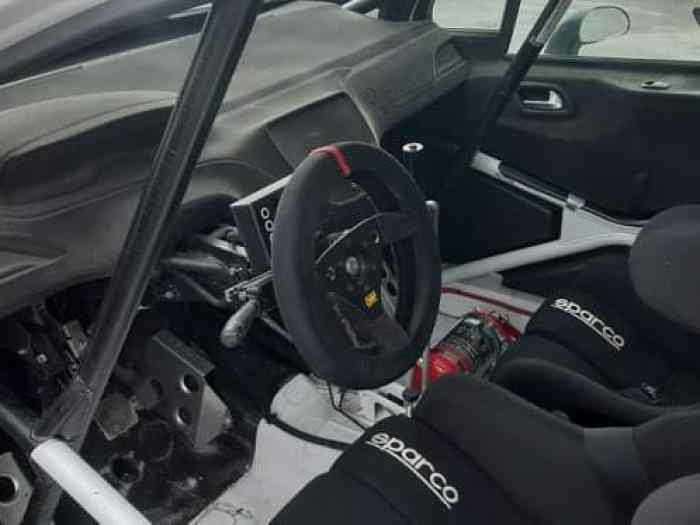 Peugeot 208 R2 moteur 80km 1