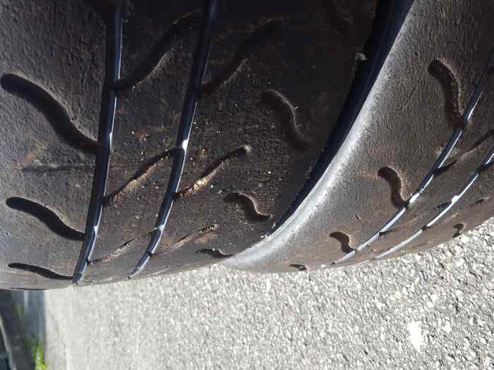 2 pneus HANKOOK T51 en 190/625-17