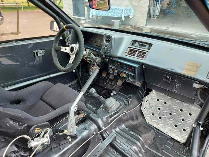 Toyota Corolla AE86 1600 16V twin cam 4